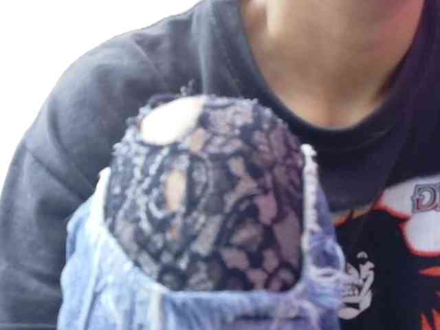 yourcuteneighbourr yourcuteneighbourr