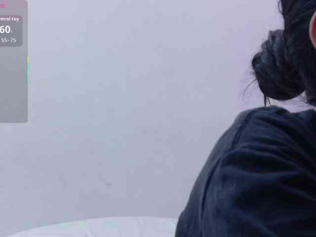 yourcuteneighbourr webcam