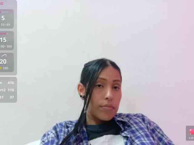 yourcuteneighbourr webcam