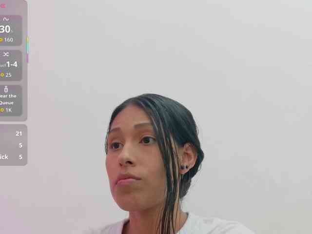 yourcuteneighbourr webcam