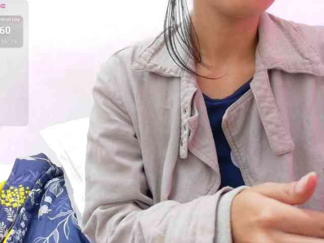 yourcuteneighbourr webcam