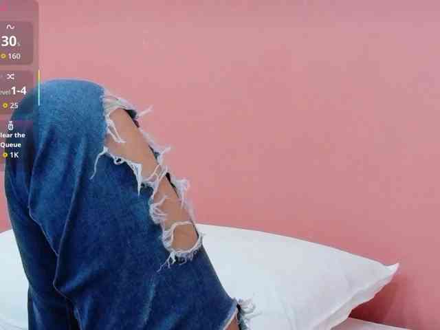 yourcuteneighbourr webcam