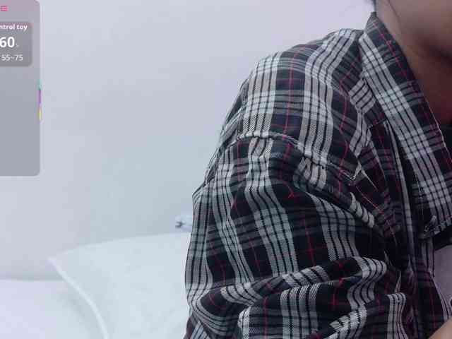 yourcuteneighbourr webcam