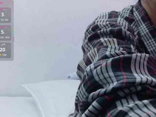 yourcuteneighbourr webcam