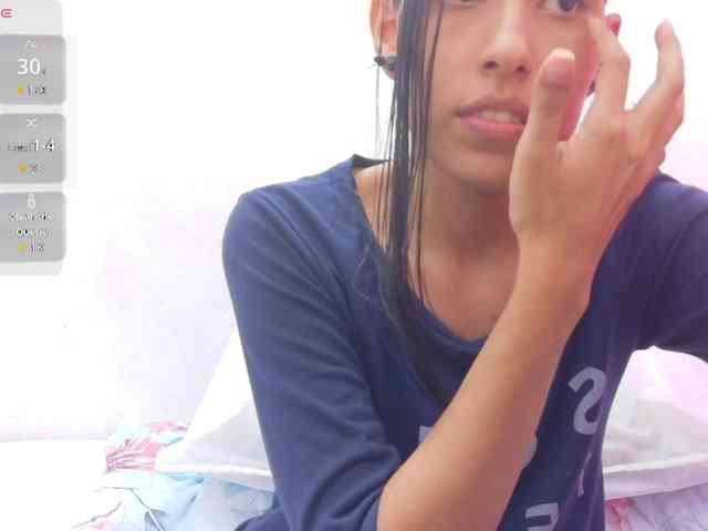 yourcuteneighbourr webcam