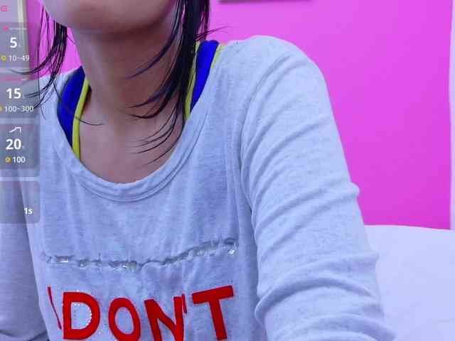 yourcuteneighbourr webcam
