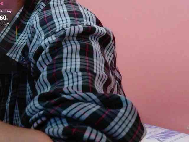 yourcuteneighbourr webcam