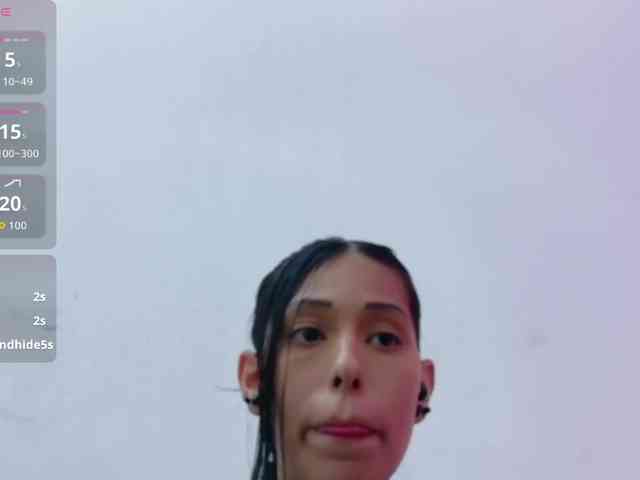 yourcuteneighbourr webcam