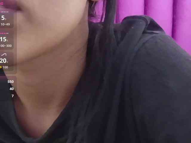 yourcuteneighbourr webcam