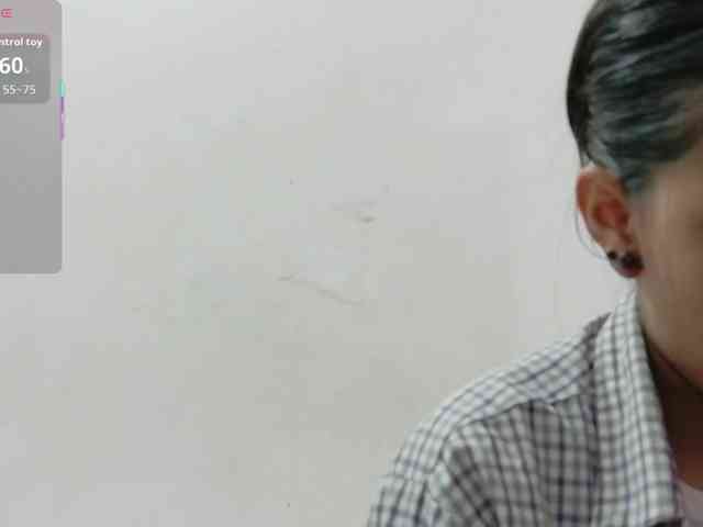 yourcuteneighbourr webcam