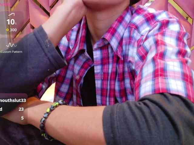 yourcuteneighbou... Live Webcam on BongaCams