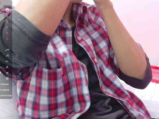 yourcuteneighbourr yourcuteneighbourr