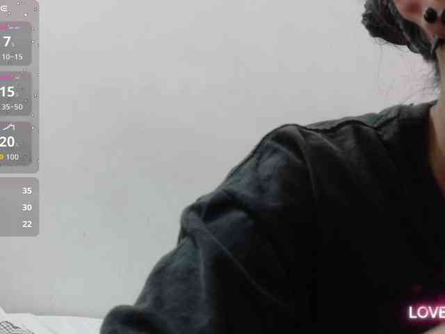 yourcuteneighbourr webcam