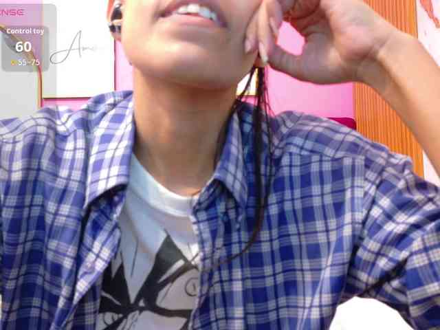 yourcuteneighbourr webcam