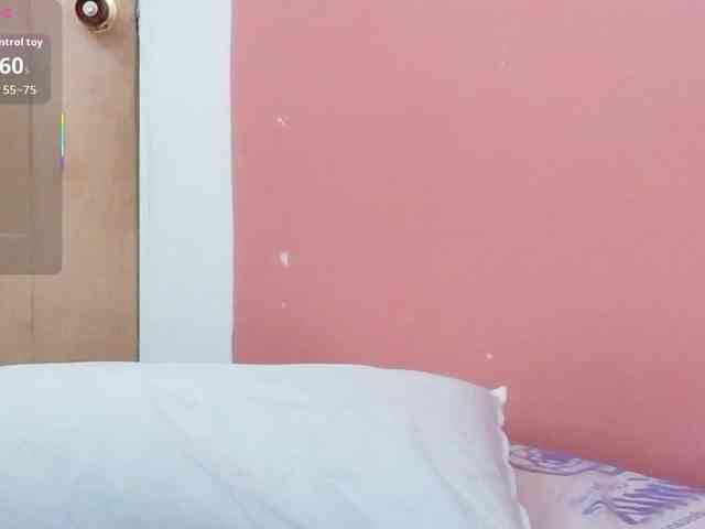 yourcuteneighbourr webcam