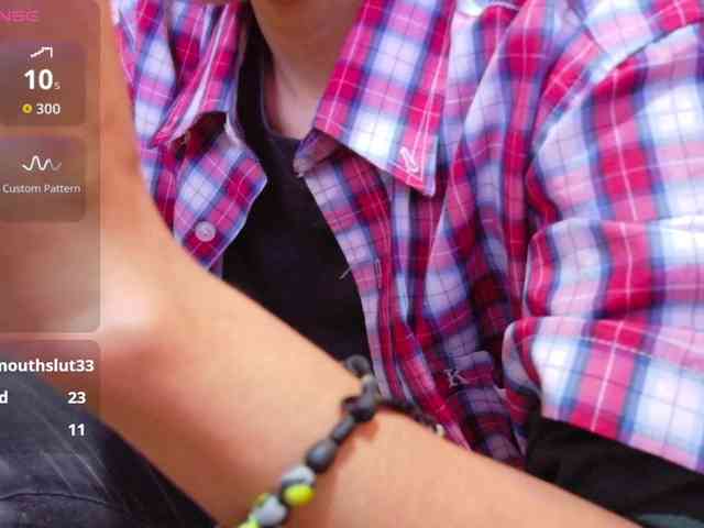 yourcuteneighbou... Live Webcam on BongaCams