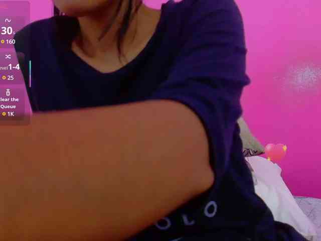 yourcuteneighbourr webcam