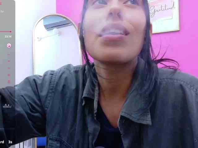 yourcuteneighbourr webcam