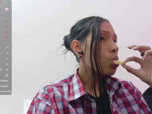 yourcuteneighbourr yourcuteneighbourr