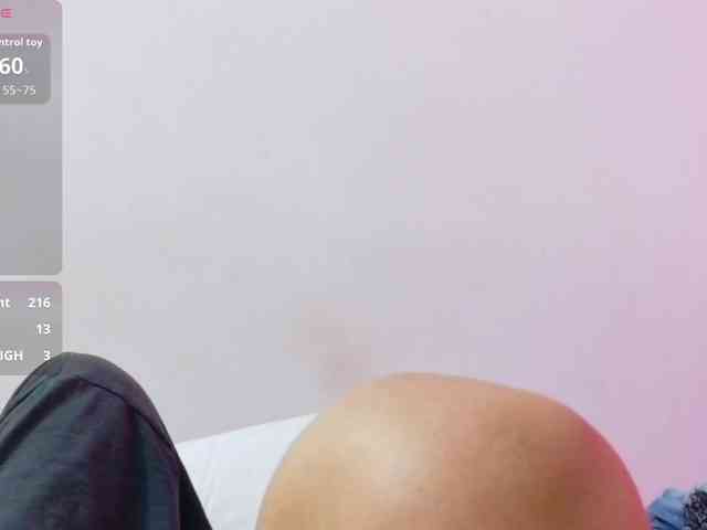 yourcuteneighbou... Live Webcam on BongaCams