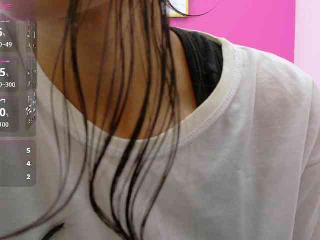 yourcuteneighbou... Live Webcam on BongaCams