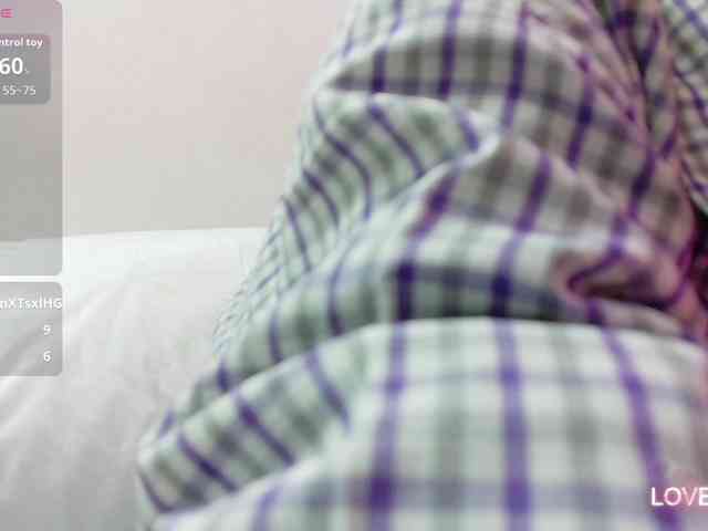 yourcuteneighbourr webcam