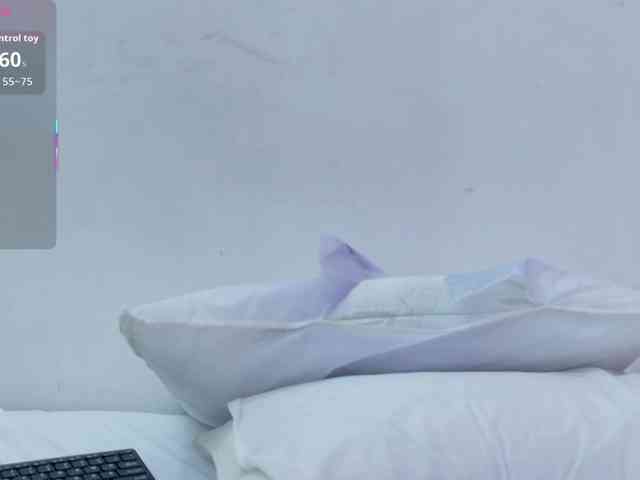 yourcuteneighbou... Live Webcam on BongaCams