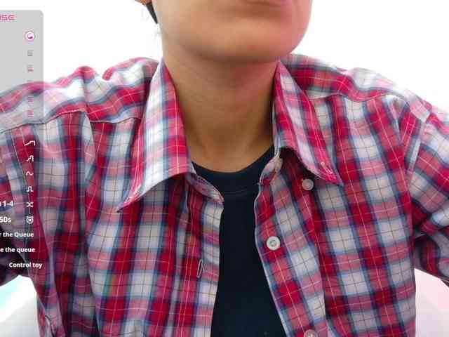 yourcuteneighbou... Live Webcam on BongaCams