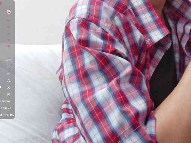 yourcuteneighbourr yourcuteneighbourr