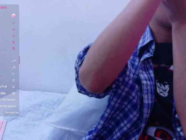 yourcuteneighbourr webcam