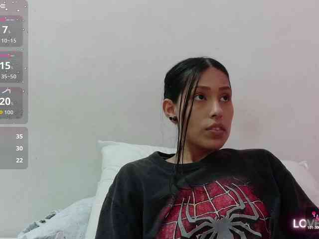 yourcuteneighbourr webcam