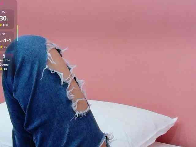 yourcuteneighbourr webcam