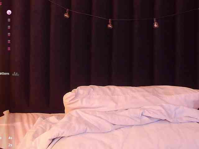 yourcuteneighbourr webcam