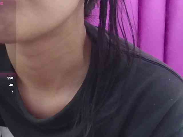 yourcuteneighbourr webcam