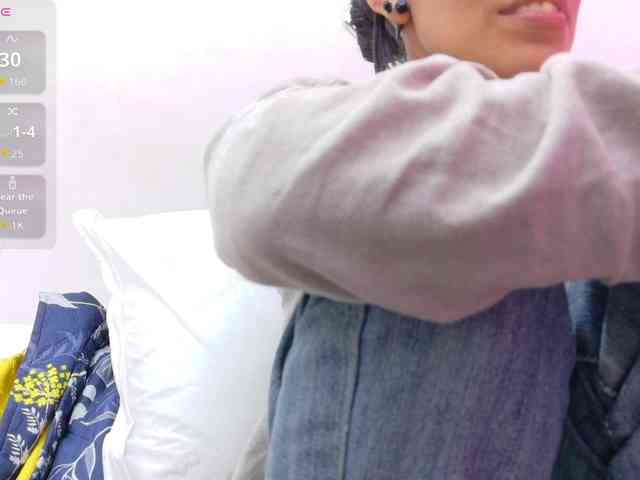 yourcuteneighbourr webcam