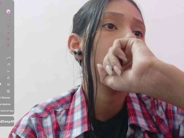 yourcuteneighbourr webcam