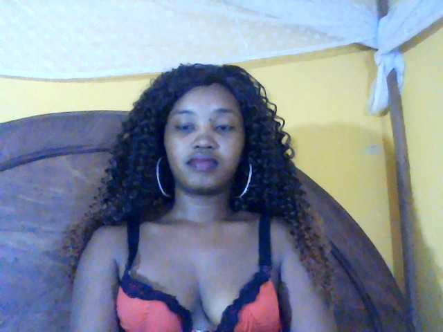 kylie11's BongaCams show and profile