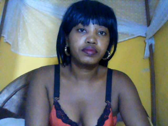 kylie11's BongaCams show and profile