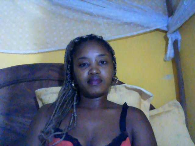 kylie11's BongaCams show and profile