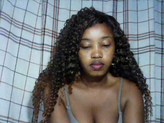 kylie11 from BongaCams is Freechat