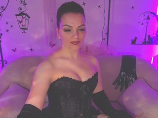 SelenaBlooms Porn Show