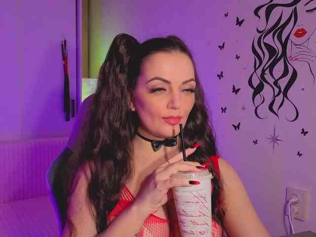 SelenaOlson SelenaOlson