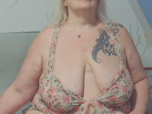 enchaleur76-1's BongaCams show and profile