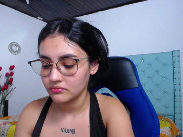 Kathemills235 webcam