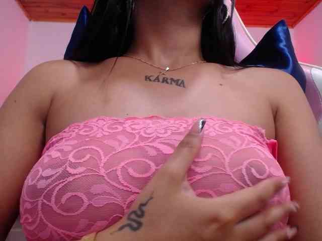 Kathemills235 webcam