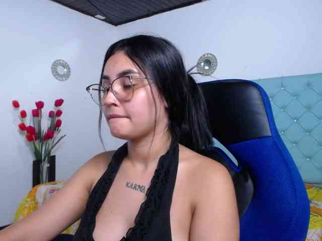 Kathemills235 webcam