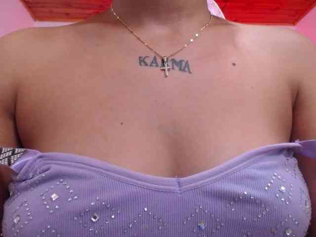 Kathemills235 webcam