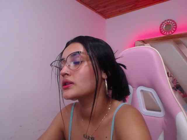 Kathemills235 webcam