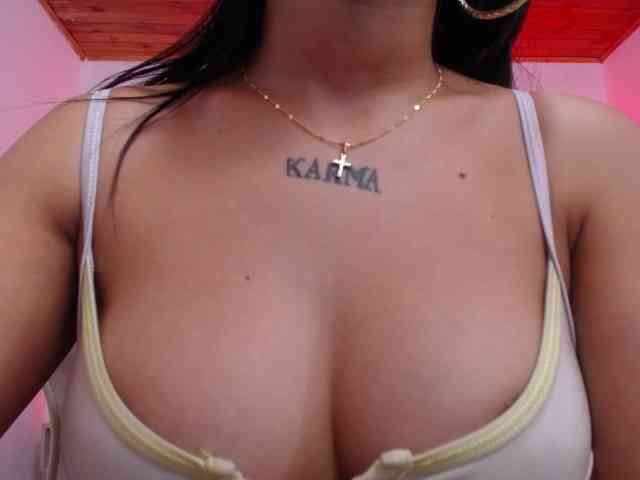 Kathemills235 webcam