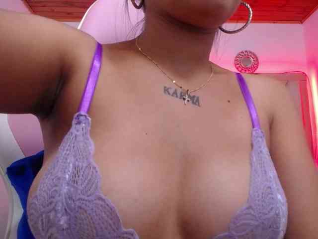 Kathemills235 webcam